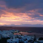 Cozy Retreat With Unbeatable Sunset Views In Mykonos